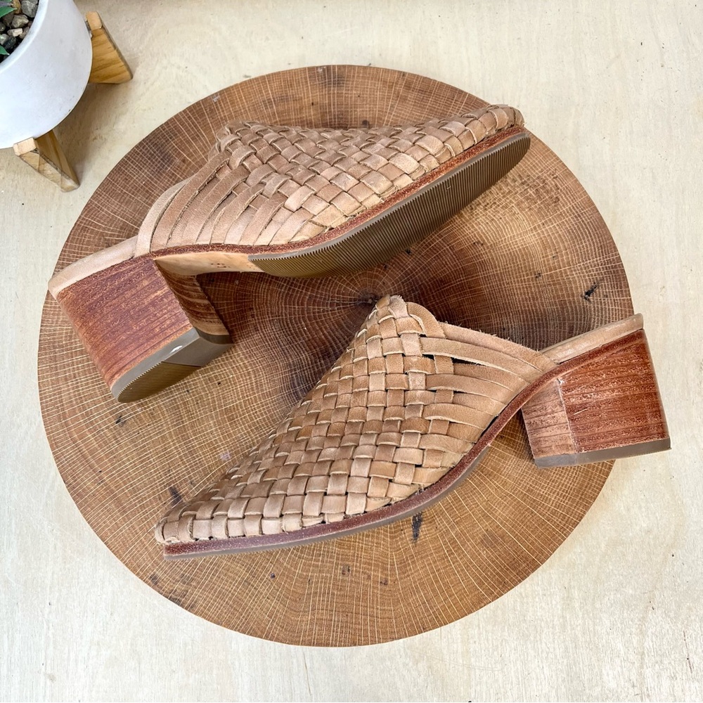 NWOB Nisolo All-Day Woven Heeled Mules Tan Leather Size 6.5 - Picture 5 of 15
